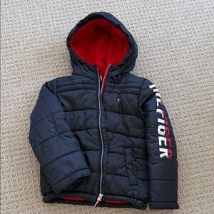 Tommy Hilfiger Navy Puffer Jacket with Red Interior